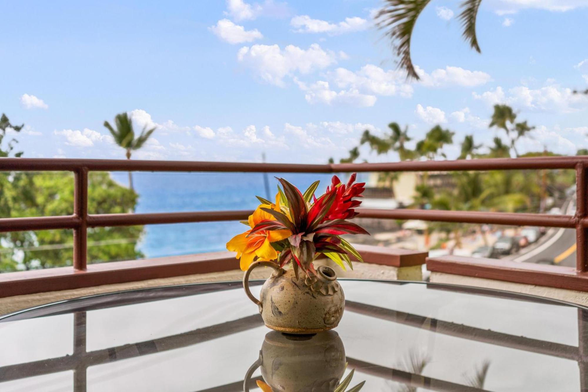 Big Island White Sands Village By Coldwell Banker Island Vacations Kailua-Kona Exterior photo